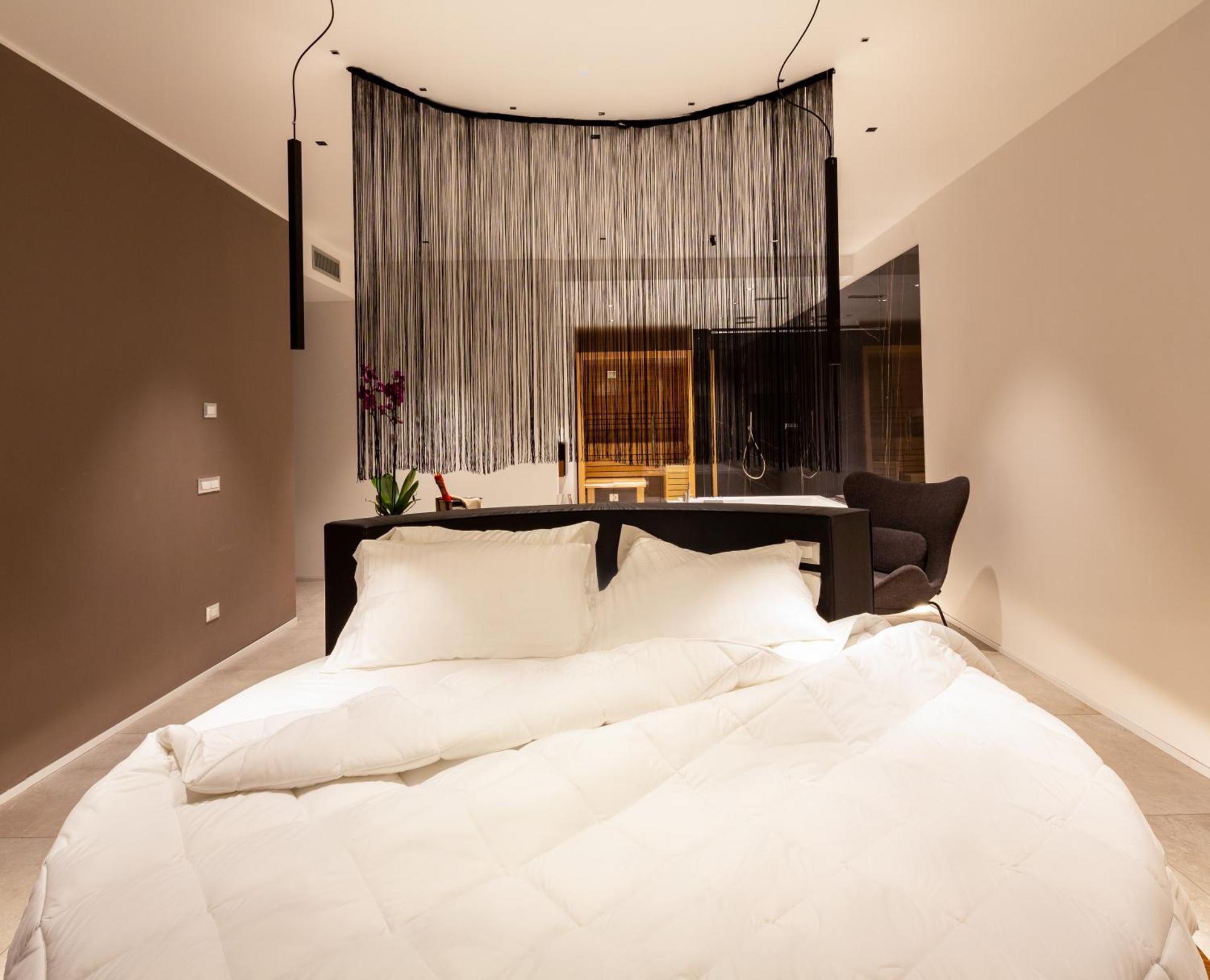The Corner Duomo Hotel Milan Room photo